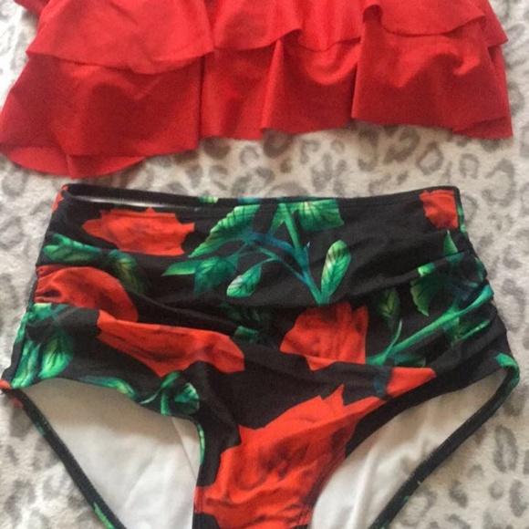 Meet your Posher, Kailah - Picture 3 of 3